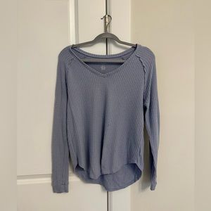 american eagle light blue long sleeve top